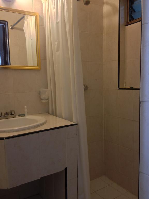 Hotel Colon Express Guadalajara Ruang foto